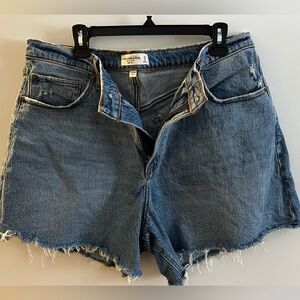 Abercrombie & Fitch Dad High Rise Curve Love Shorts